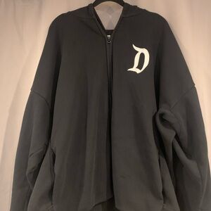 ❣️SOLD❣️ Disneyland Spirit Hoodie